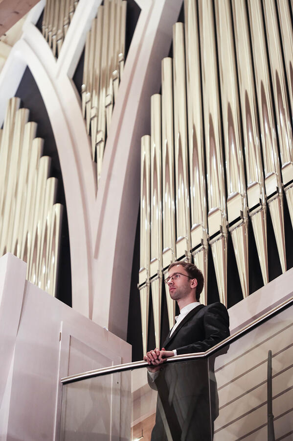 Vargonai su choru, solistais